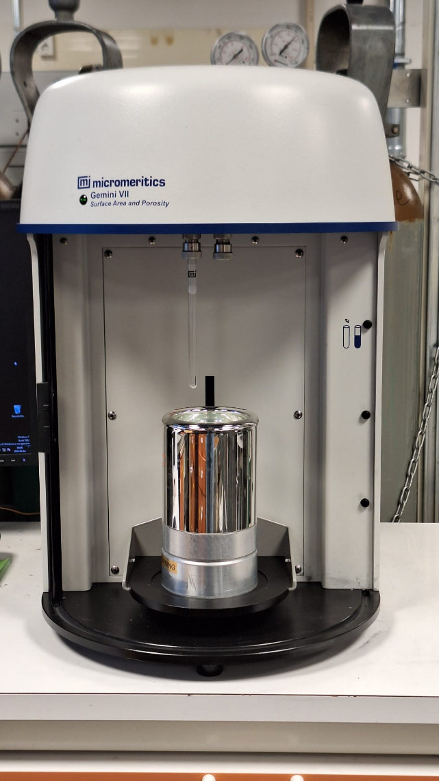 Picture of Gas adsorption analyser - Gemini
